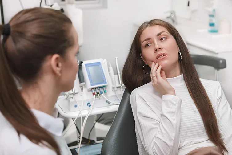 Why_New_Dentures_Cause_Pain (2)